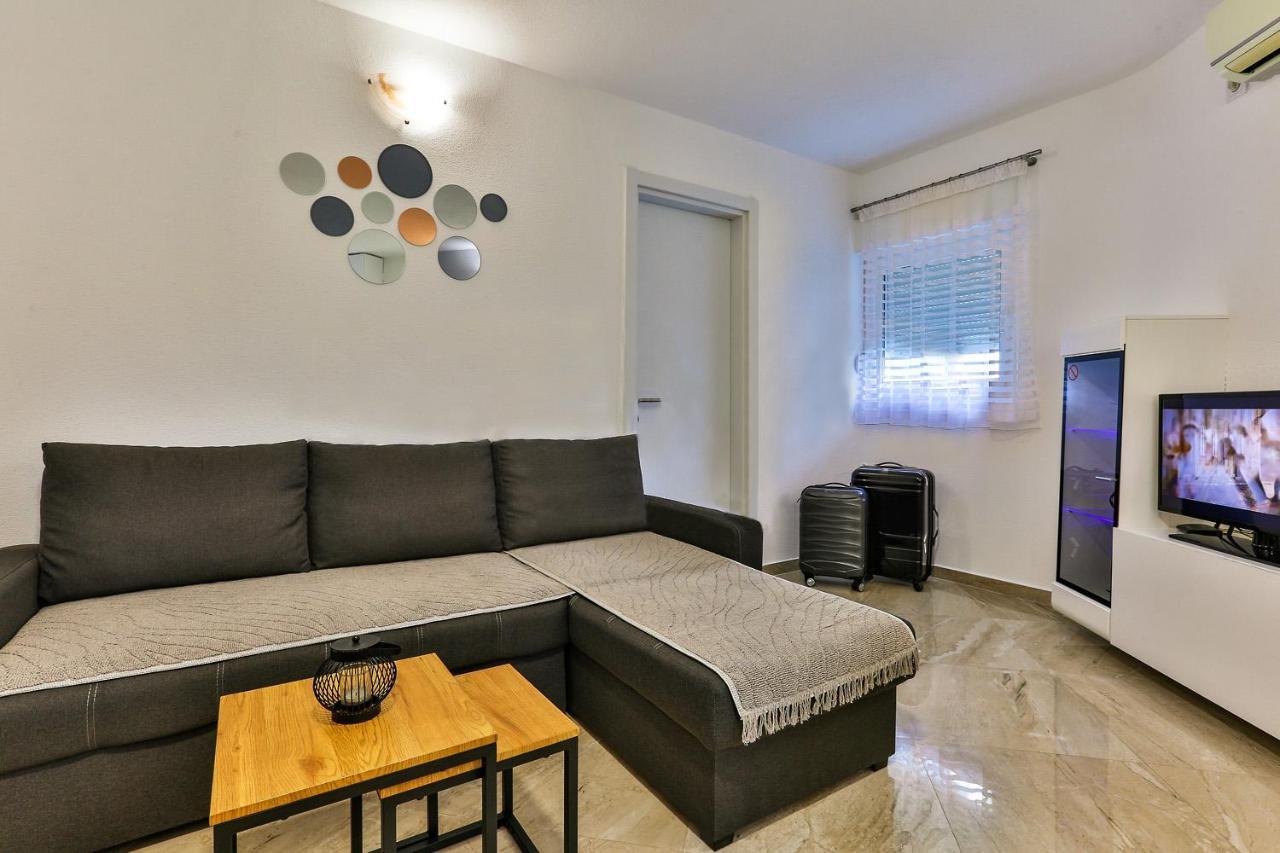 בודווה Zara Apartment מראה חיצוני תמונה